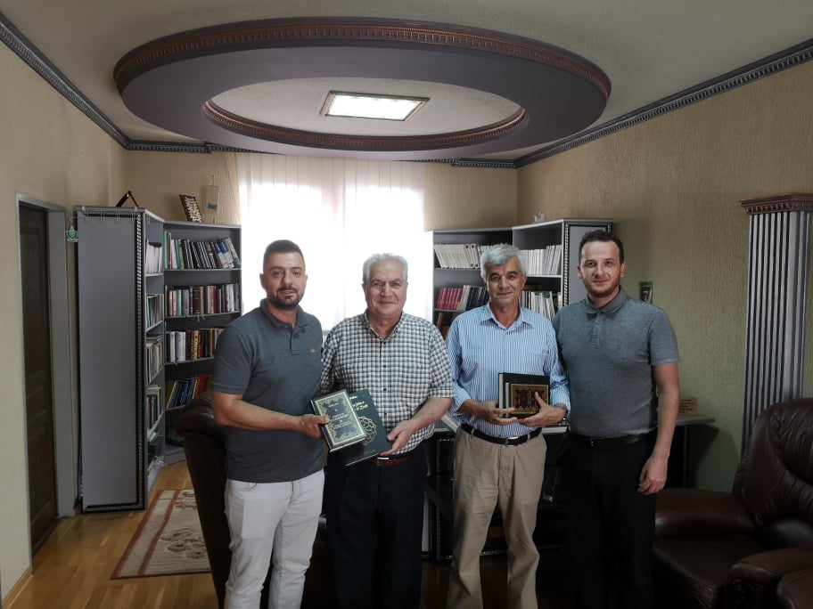 Dy personalitete të shquar fetaro-shkencor nga Kosova vizituan Myftininë e Dibrës së Madhe